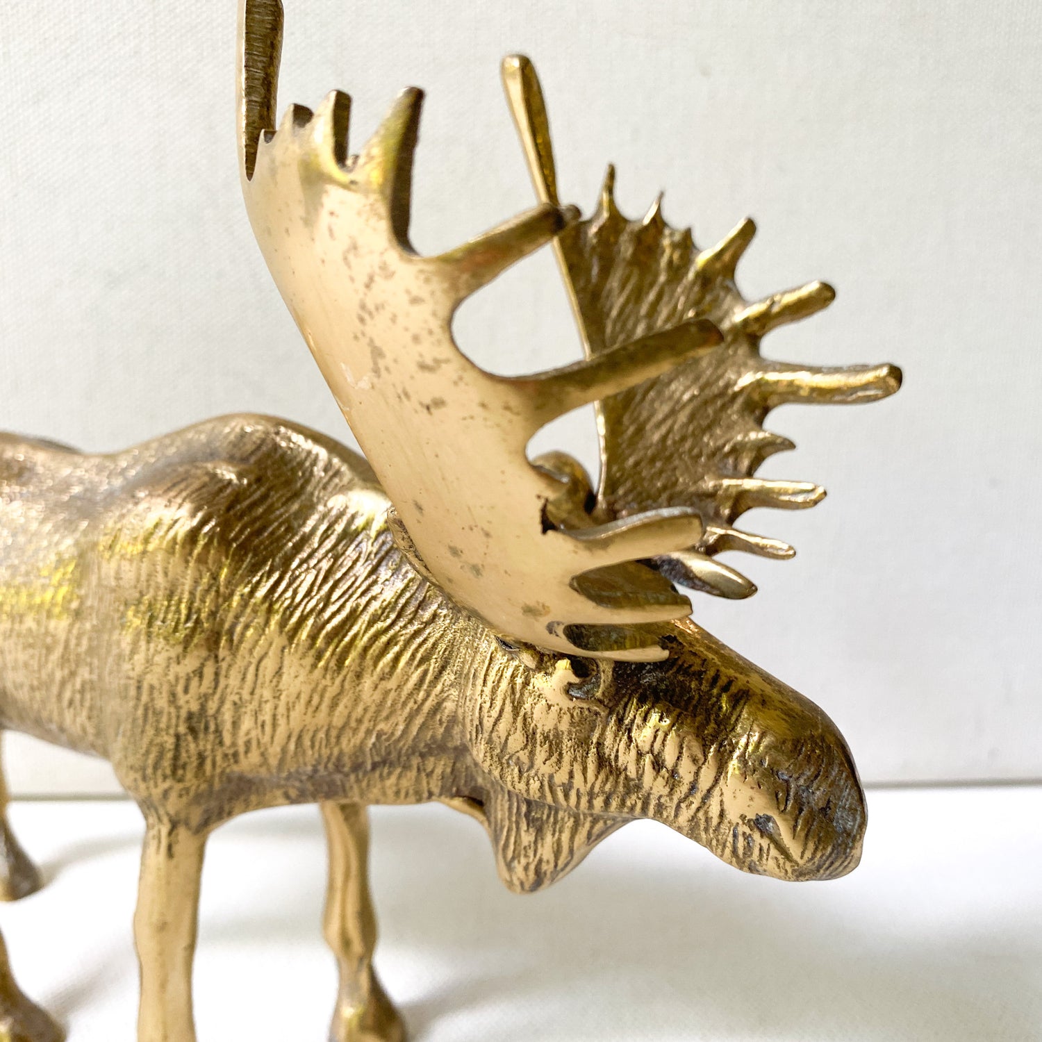 Vintage Brass Moose Figurine  Brass figurines, Vintage brass, Figurines